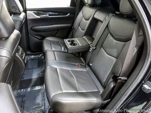 Used 2021 Cadillac XT5 Premium Luxury w/ LPO, Floor Liner Package image 4