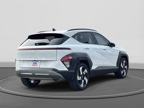 Used 2024 Hyundai Kona Limited image 5