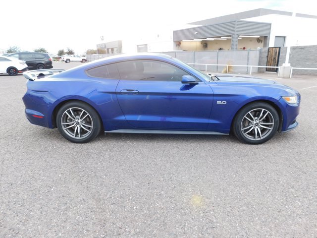Used 2016 Ford Mustang GT RWD image 4