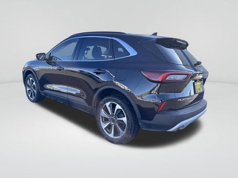 Used 2024 Ford Escape Platinum image 3