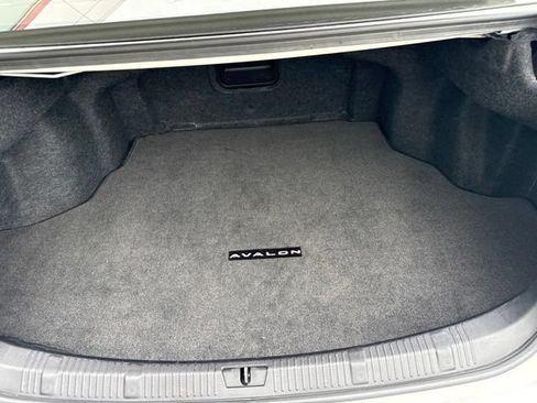 Used 2016 Toyota Avalon Limited w/ Toyota Safety Sense Package FWD image 30