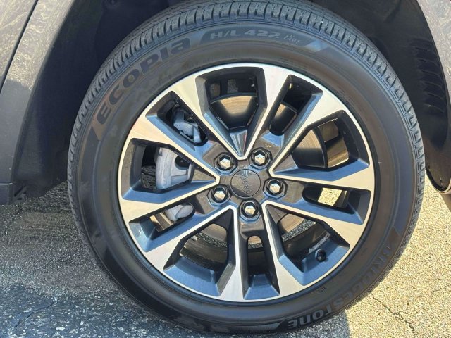 Used 2024 Jeep Grand Cherokee Overland w/ Advanced Protech Group III AWD/4WD image 34