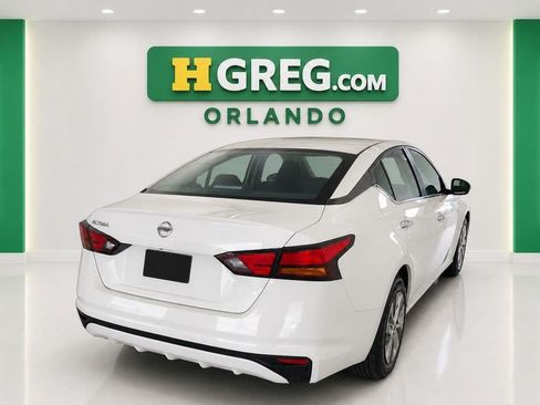 Used 2022 Nissan Altima 2.5 S FWD image 6