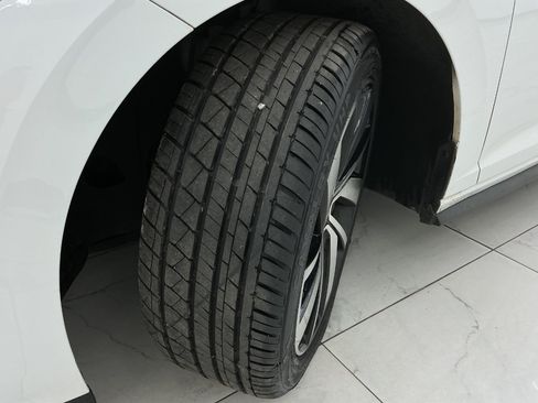 Used 2019 Volkswagen Jetta GLI FWD image 41