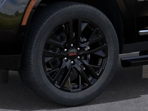 New 2026 GMC Yukon Denali w/ Sun & Power Step Package AWD/4WD image 10