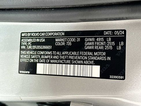 Used 2025 Volvo S60 B5 Core image 30