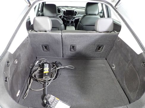 Used 2018 Chevrolet Volt Premier w/ Driver Confidence Package image 14