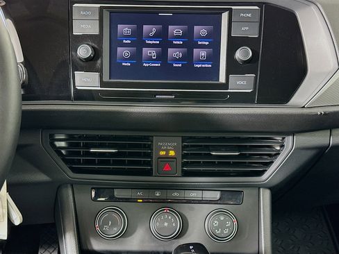 Used 2024 Volkswagen Jetta S FWD image 23