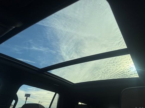 Used 2026 Chevrolet Tahoe High Country image 13