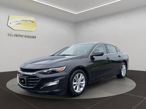 Used 2023 Chevrolet Malibu LT image 3