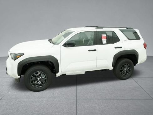 Used 2026 Toyota 4Runner SR5 AWD/4WD image 2