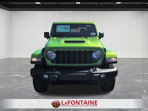 New 2025 Jeep Gladiator Sport image 8