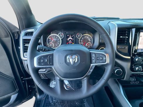 Used 2025 RAM 1500 Big Horn AWD/4WD image 11