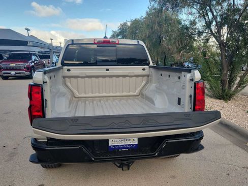 Used 2026 Chevrolet Colorado Trail Boss AWD/4WD image 23