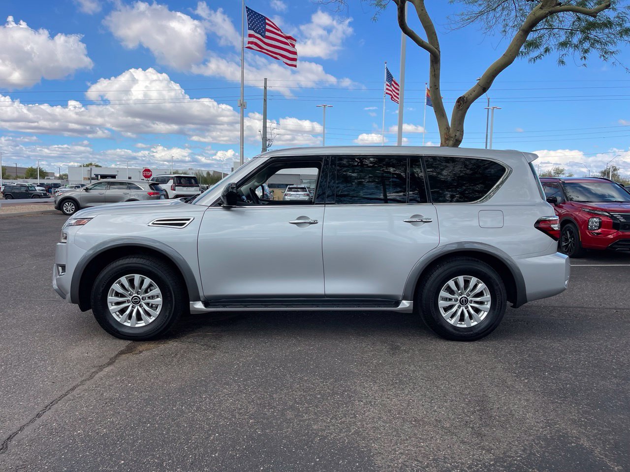 Certified 2023 Nissan Armada S RWD image 3
