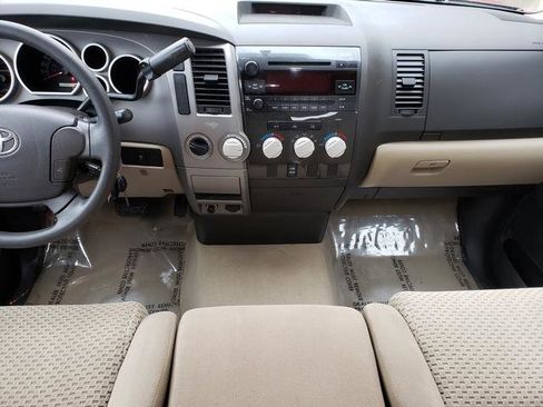 Used 2010 Toyota Tundra 4x4 Double Cab image 14