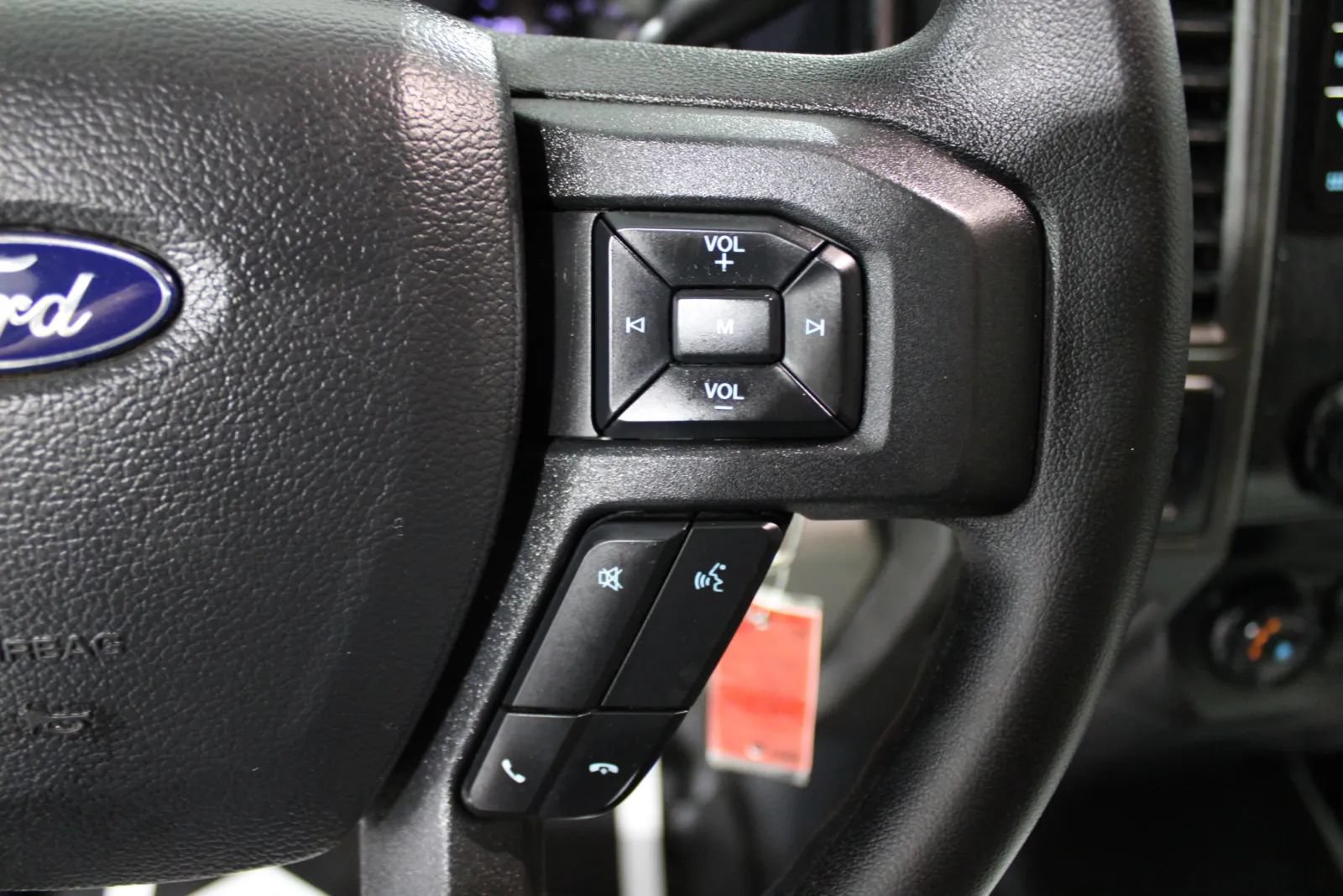 Used 2022 Ford F250 XL w/ Power Equipment Group AWD/4WD image 33