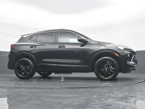 Used 2024 Buick Encore GX Sport Touring AWD/4WD image 31