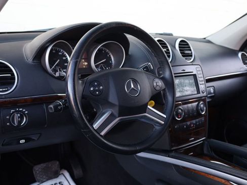 Used 2012 Mercedes-Benz GL 450 4MATIC image 16