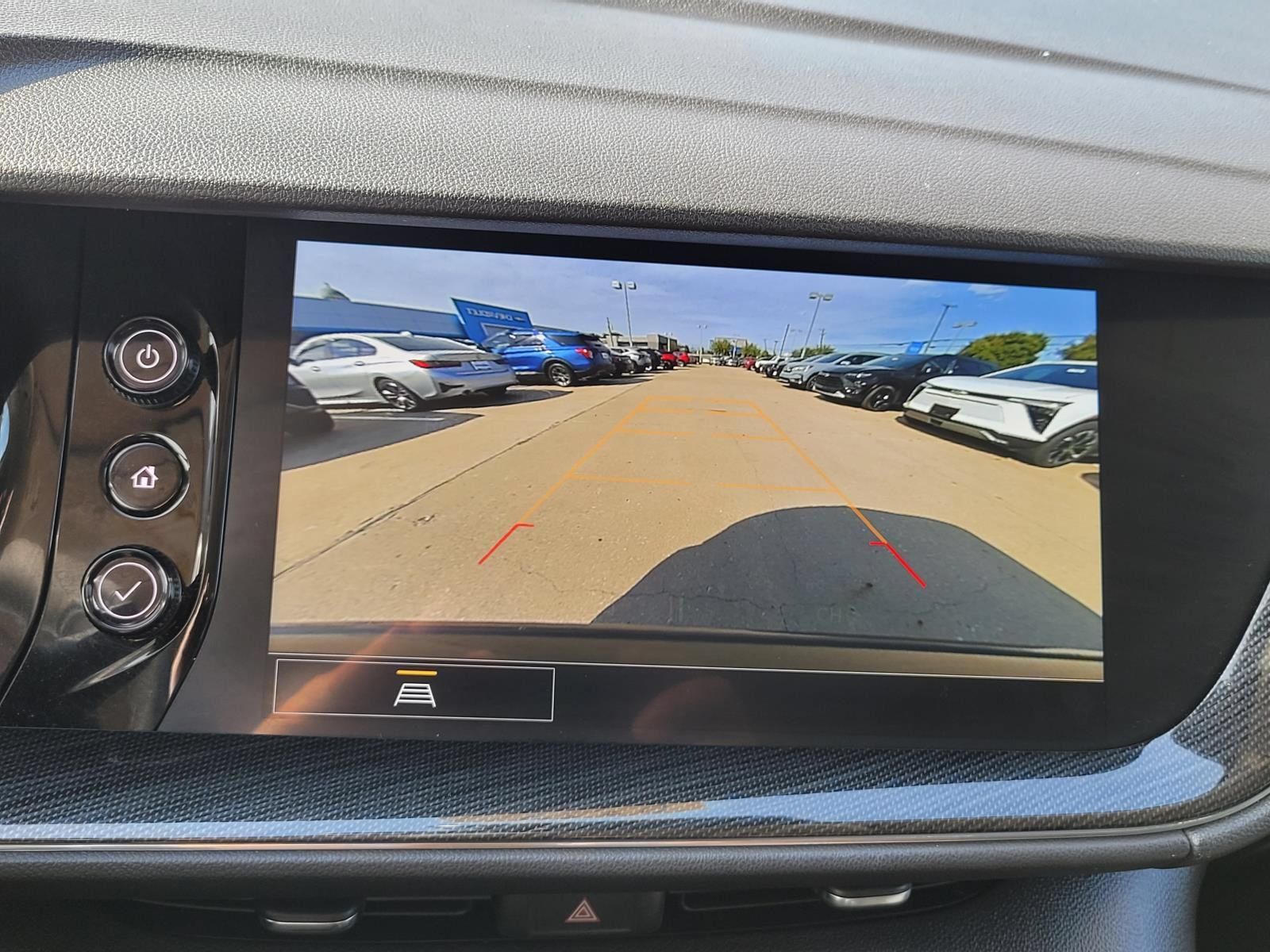 Used 2023 Buick Envision Essence w/ Sport Touring Package FWD image 25