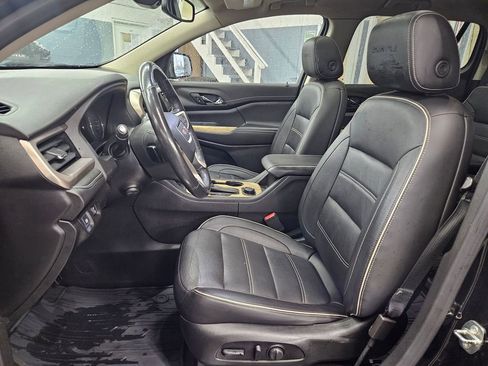 Used 2019 GMC Acadia Denali w/ Technology Package image 14