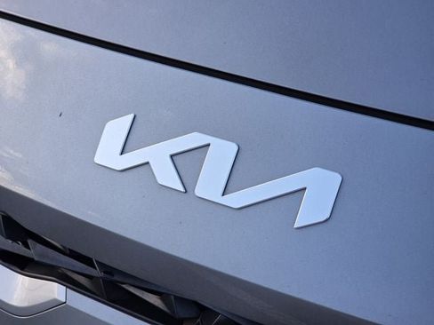 Used 2024 Kia Forte LXS FWD image 38