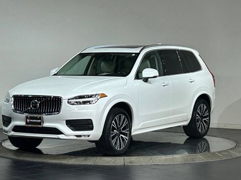 Used 2020 Volvo XC90 T5 Momentum w/ Protection Package Premier AWD/4WD image 5