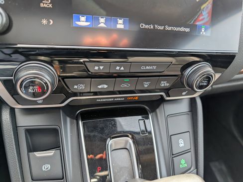 Used 2022 Honda CR-V Touring image 32