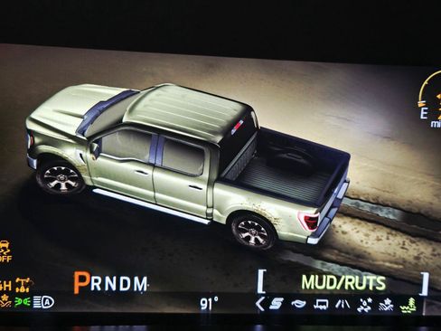 Used 2023 Ford F150 Lariat w/ Equipment Group 502A High AWD/4WD image 39