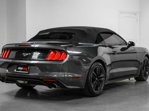 Used 2018 Ford Mustang Premium image 13