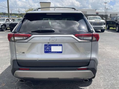 Used 2023 Toyota RAV4 Limited image 4