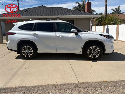 Used 2023 Toyota Highlander XLE image 38