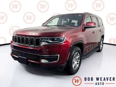 Used 2022 Jeep Wagoneer Series I AWD/4WD image 3