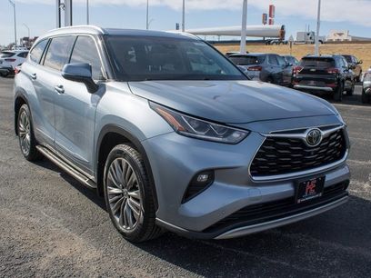 Used 2021 Toyota Highlander Platinum