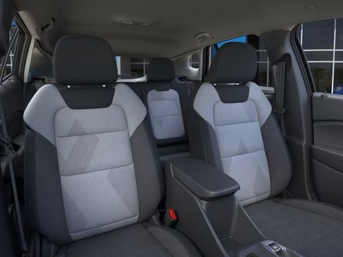 New 2026 Chevrolet Trax LS w/ LS Convenience Package FWD image 18