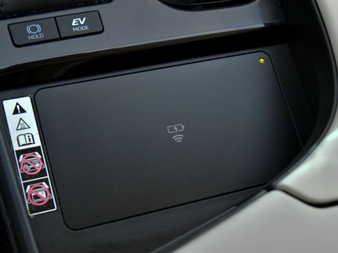 Used 2023 Lexus ES 300h w/ Premium Package FWD image 31