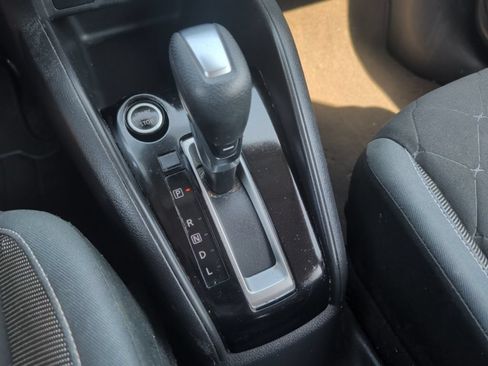 Used 2020 Nissan Kicks S FWD image 22