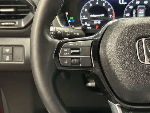 Used 2023 Honda Pilot Elite image 17