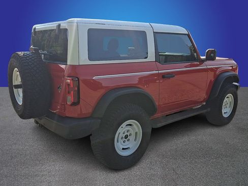 Used 2024 Ford Bronco Heritage Edition AWD/4WD image 4