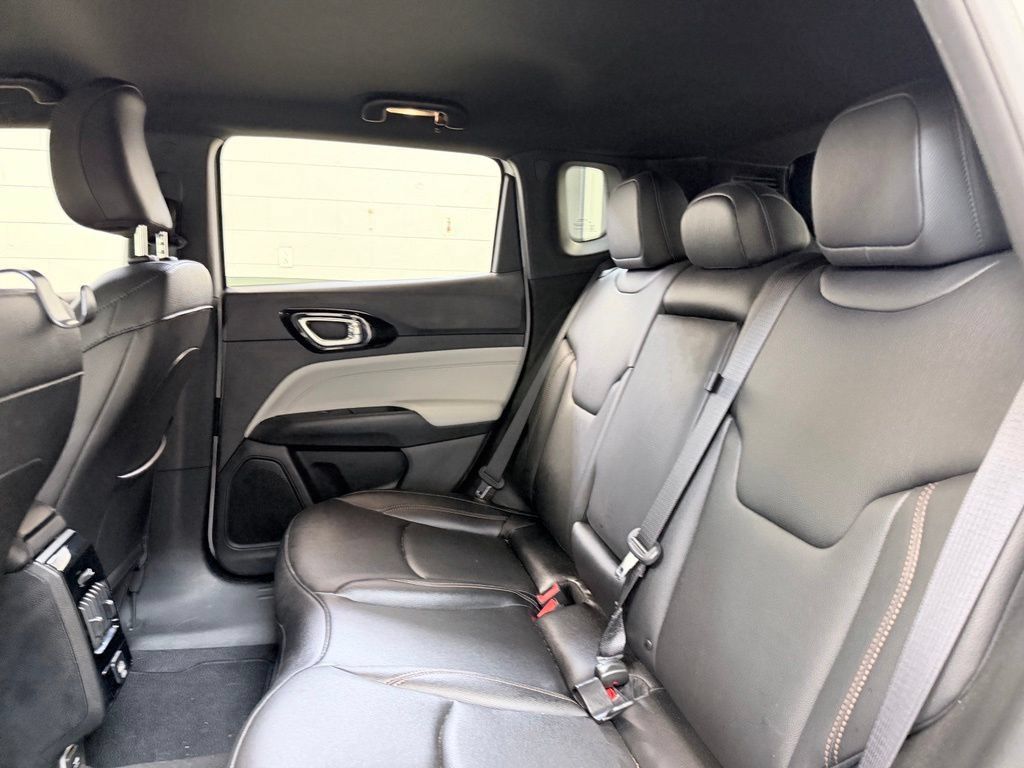 Used 2024 Jeep Compass Limited AWD/4WD image 23