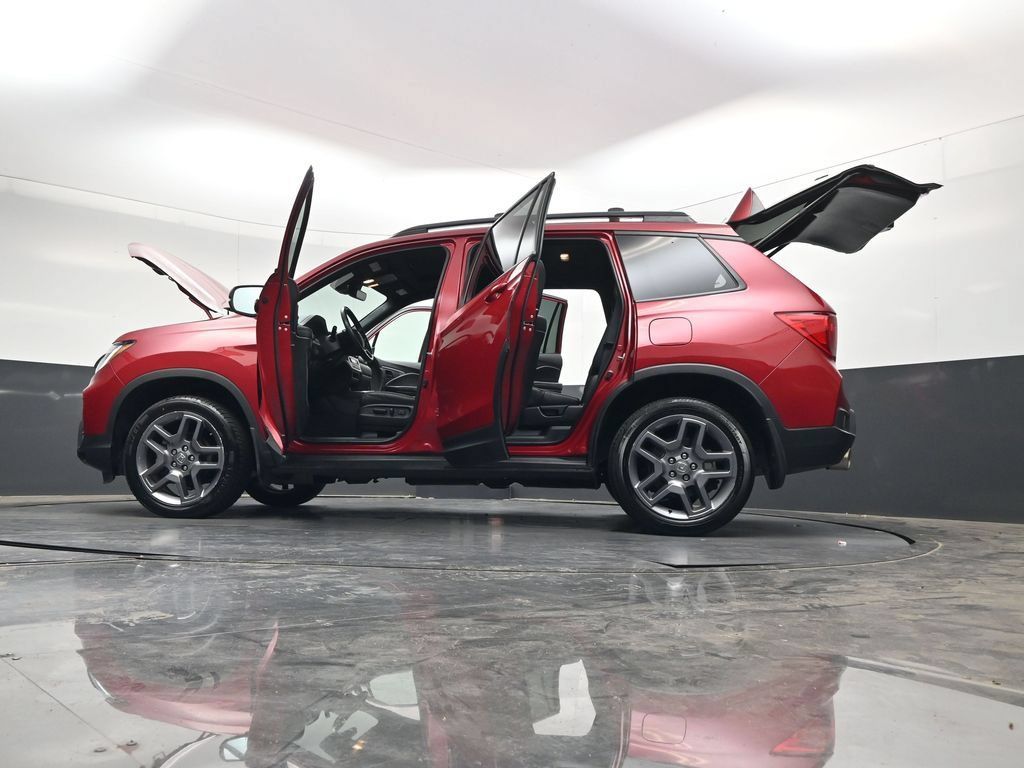 Used 2023 Honda Passport EX-L image 41