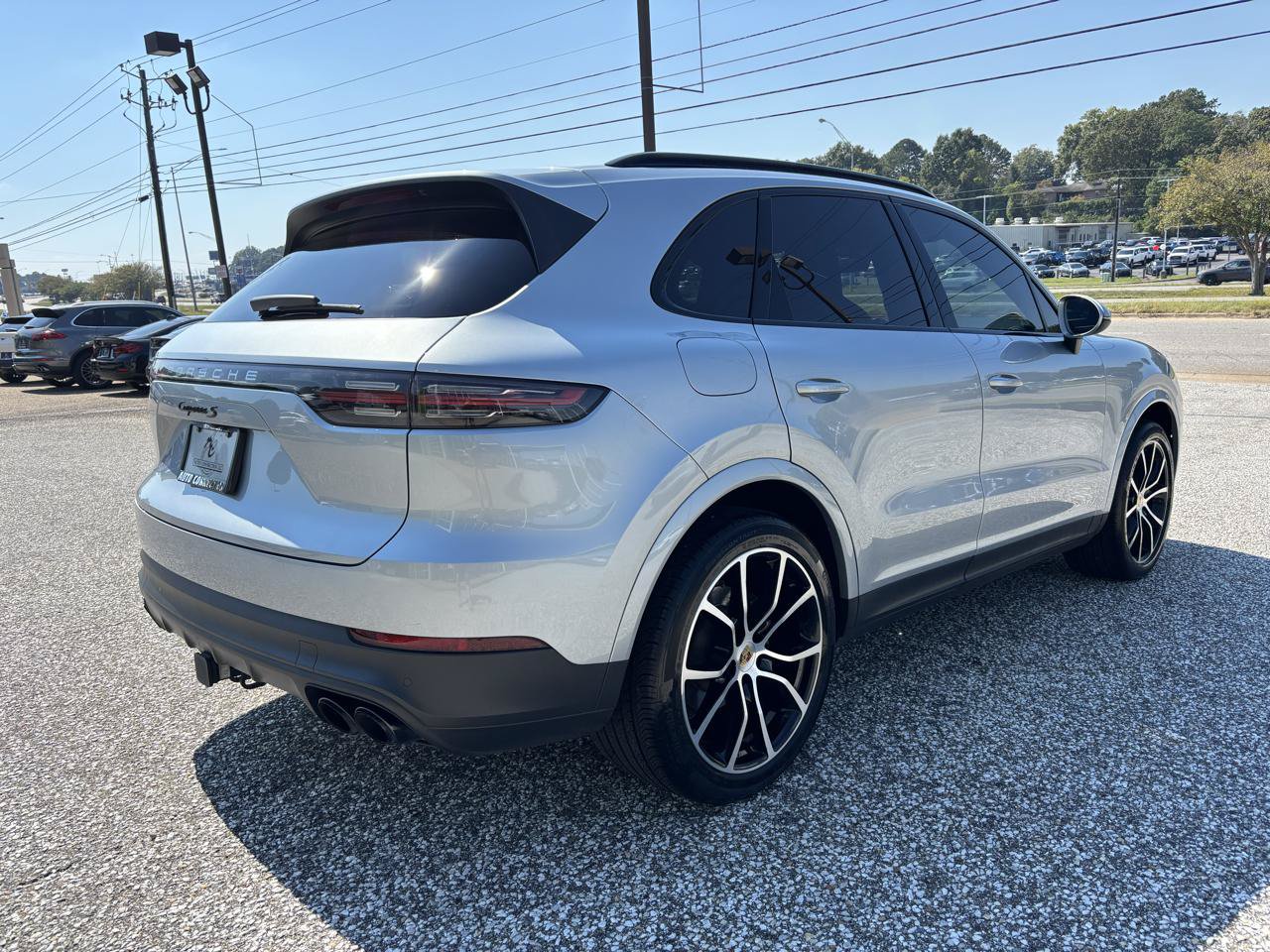 Used 2021 Porsche Cayenne S AWD/4WD image 5