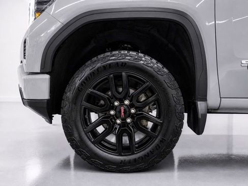 Used 2024 GMC Sierra 1500 Pro w/ Graphite Edition AWD/4WD image 10