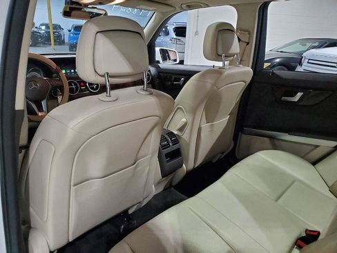 Used 2014 Mercedes-Benz GLK 350 4MATIC image 26