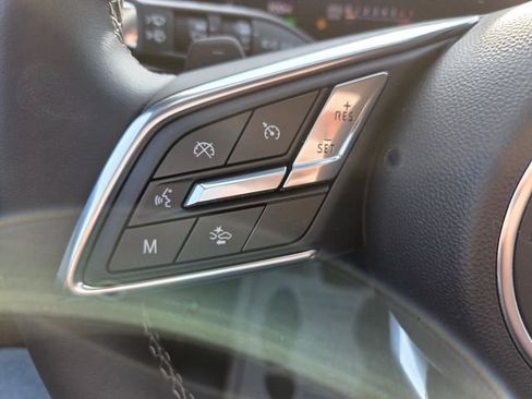 Used 2024 Buick Envision Avenir image 17