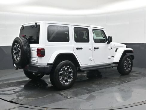 New 2026 Jeep Wrangler Sahara AWD/4WD image 20