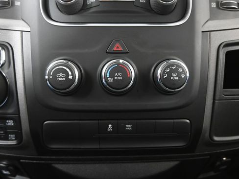 Used 2019 RAM 1500 Express w/ Express Value Package image 28