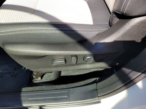 Used 2021 Subaru Forester Premium w/ Popular Package #1 AWD/4WD image 21