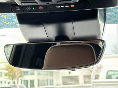 Used 2024 GMC Sierra 1500 Denali Ultimate image 27