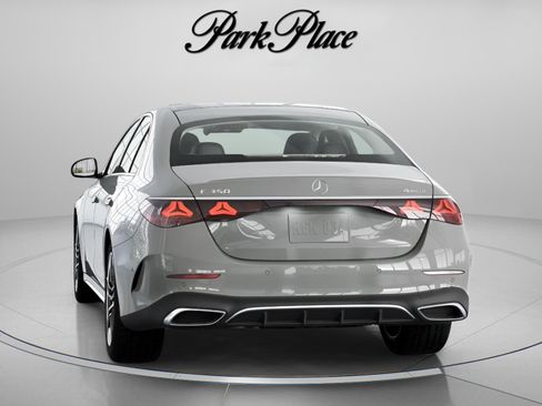 New 2026 Mercedes-Benz E 350 4MATIC Sedan image 14
